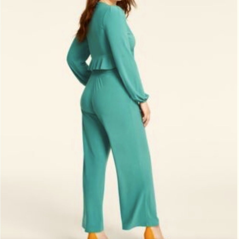 BAR III Tie Front Ruffle Crop Top and Wide Leg Pants Set - Picture 2 of 8